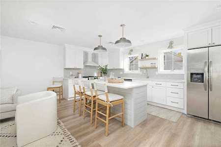 17 Nobert St #1 Warren, RI 02885