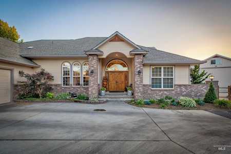 16797 Blue Jay Loop Nampa, ID 83687