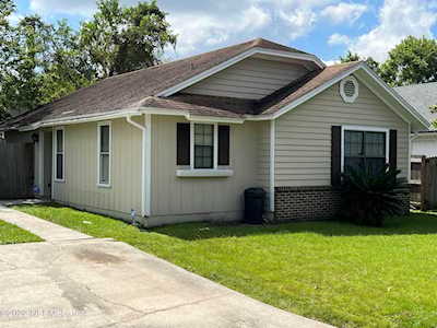 1324 Gettysburg Dr Orange Park, FL 32065