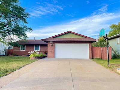 185 Valleyside Drive Saint Paul, MN 55119