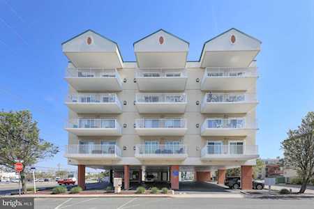 16 64th St #403 Ocean City, MD 21842