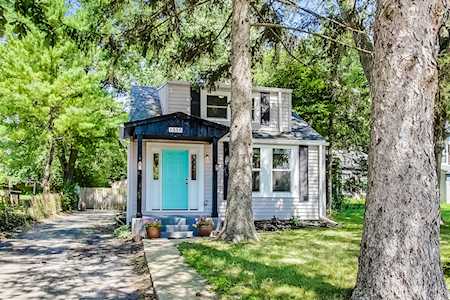 1518 Riverside Ave St. Charles, IL 60174