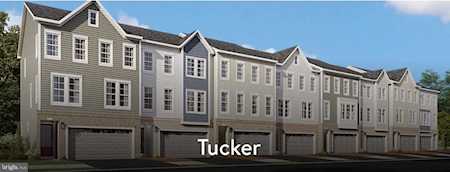 6880 Karter Robinson Dr Haymarket, VA 20169