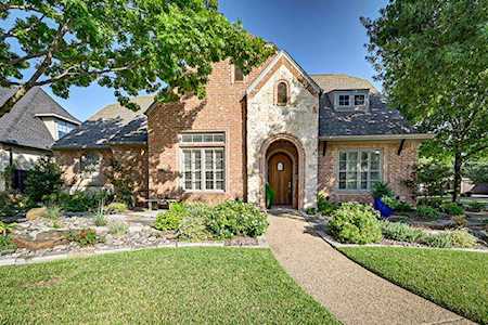 2115 Kingsbury Road Mansfield, TX 76063