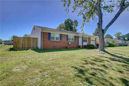 3013 Bow Creek Blvd Virginia Beach, VA 23452