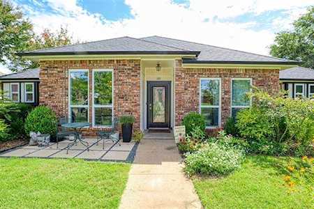 203 Brandon Way Red Oak, TX 75154