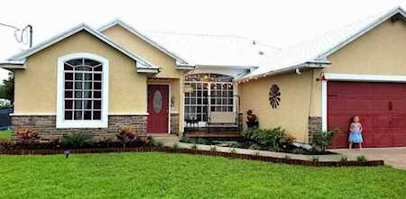 718 SW Amber Terrace Port Saint Lucie, FL 34953