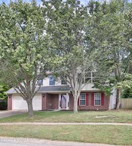 10821 Silvermoon Ct Louisville, KY 40241