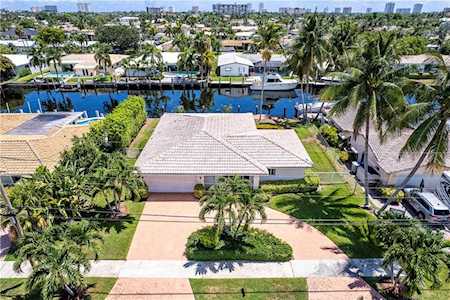 720 SE 5th Ter Pompano Beach, FL 33060