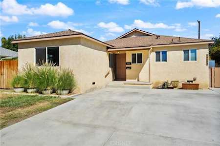 19205 Welby Way Reseda, CA 91335
