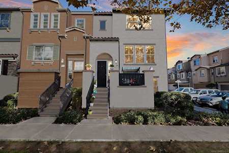 10104 Star Magnolia Ln Santee, CA 92071