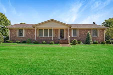 222 Center Street Russellville, KY 42276