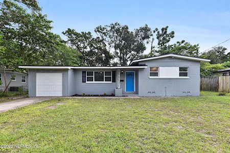 2327 Townsend Blvd Jacksonville, FL 32211
