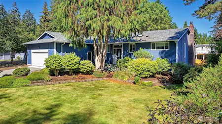 17436 NE 10th St Bellevue, WA 98008