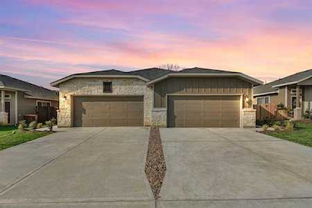 748 Wheatfield Drive Venus, TX 76084