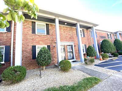 1924 Goldsmith Ln #14 Louisville, KY 40218