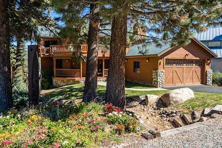 44 Wagon Wheel Mammoth Lakes, CA 93546