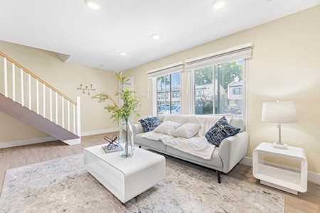 1031 Clyde Ave 502 Santa Clara, CA 95054