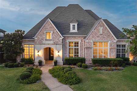2801 Sir Castor Court Lewisville, TX 75056