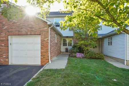 21 Coachlight Dr Chatham Twp., NJ 07928
