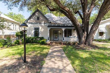 1609 Fairmount Avenue Fort Worth, TX 76104