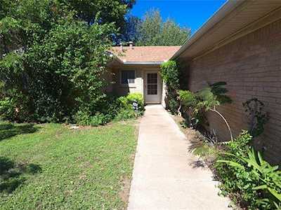 5720 Wedgworth Road Fort Worth, TX 76133