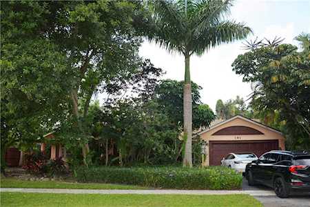 191 SW 75th Ter Plantation, FL 33317