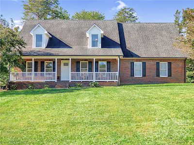 6584 Forest Creek Dr Denver, NC 28037