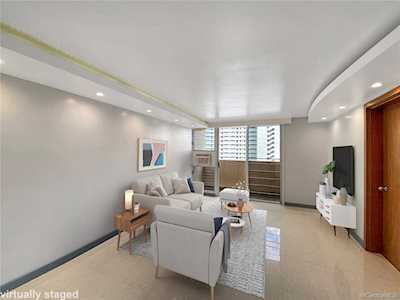 801 Ala Nioi Place #702 Honolulu, HI 96818