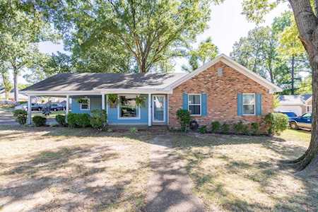 6075 Colonyhill Dr Bartlett, TN 38135
