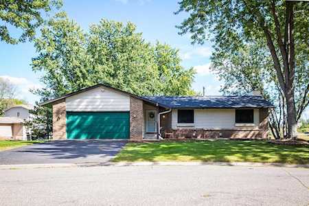 1253 Hallmark Court N Oakdale, MN 55128
