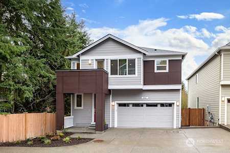21515 6th Dr SE #RM12 Bothell, WA 98012