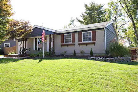 1519 Colonial Dr Godfrey, IL 62035