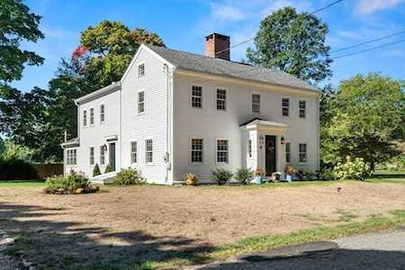 133 Old Ferry Rd Newburyport, MA 01950