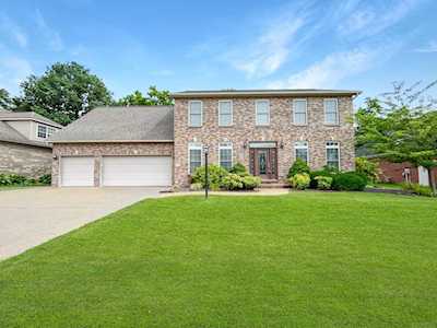 4328 Huntington Ridge Circle Newburgh, IN 47630