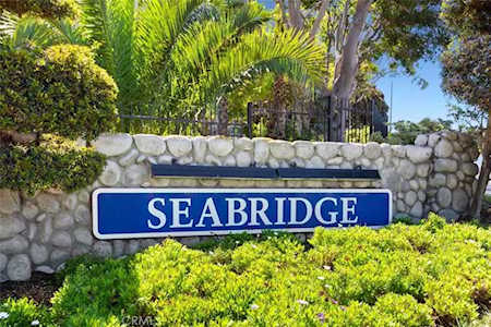 20301 Bluffside Circle #204 Huntington Beach, CA 92646