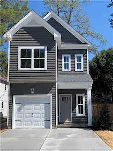 104 S Palm Ave Virginia Beach, VA 23452