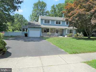18 Washburne Ave Berlin, NJ 08009