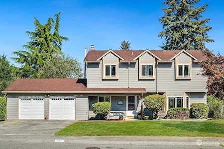5212 S 300th Place Auburn, WA 98001