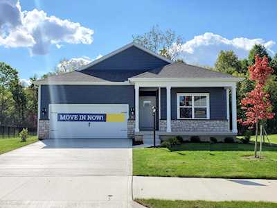 261 Crestview Court Pickerington, OH 43147