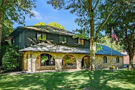 855 Greenhill Way Anderson, IN 46012