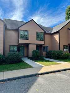 575 Bridge Rd #10-4 Northampton, MA 01062