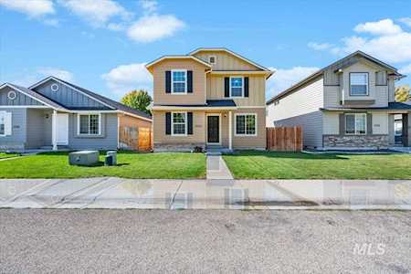 5733 S Kimmer Cove Way Boise, ID 83709-6284