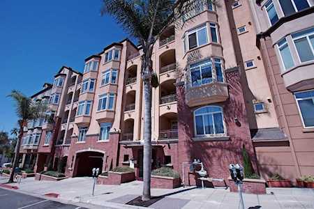 2400 5Th Ave #326 San Diego, CA 92101