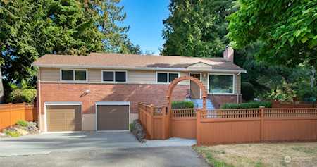 9204 40th Ave NE Seattle, WA 98115