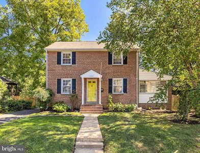 533 Oxford St N Arlington, VA 22203
