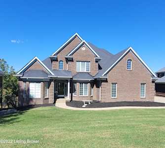 14217 Woodland Ridge Dr Louisville, KY 40245