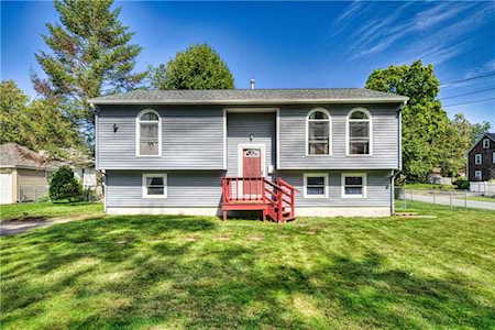 59 Madison St Warwick, RI 02888