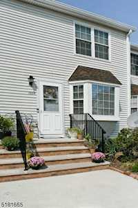 1004 Wetherburn Ct Raritan Twp., NJ 08822
