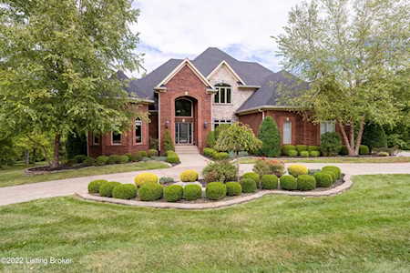 18201 Bridgemore Ln Louisville, KY 40245